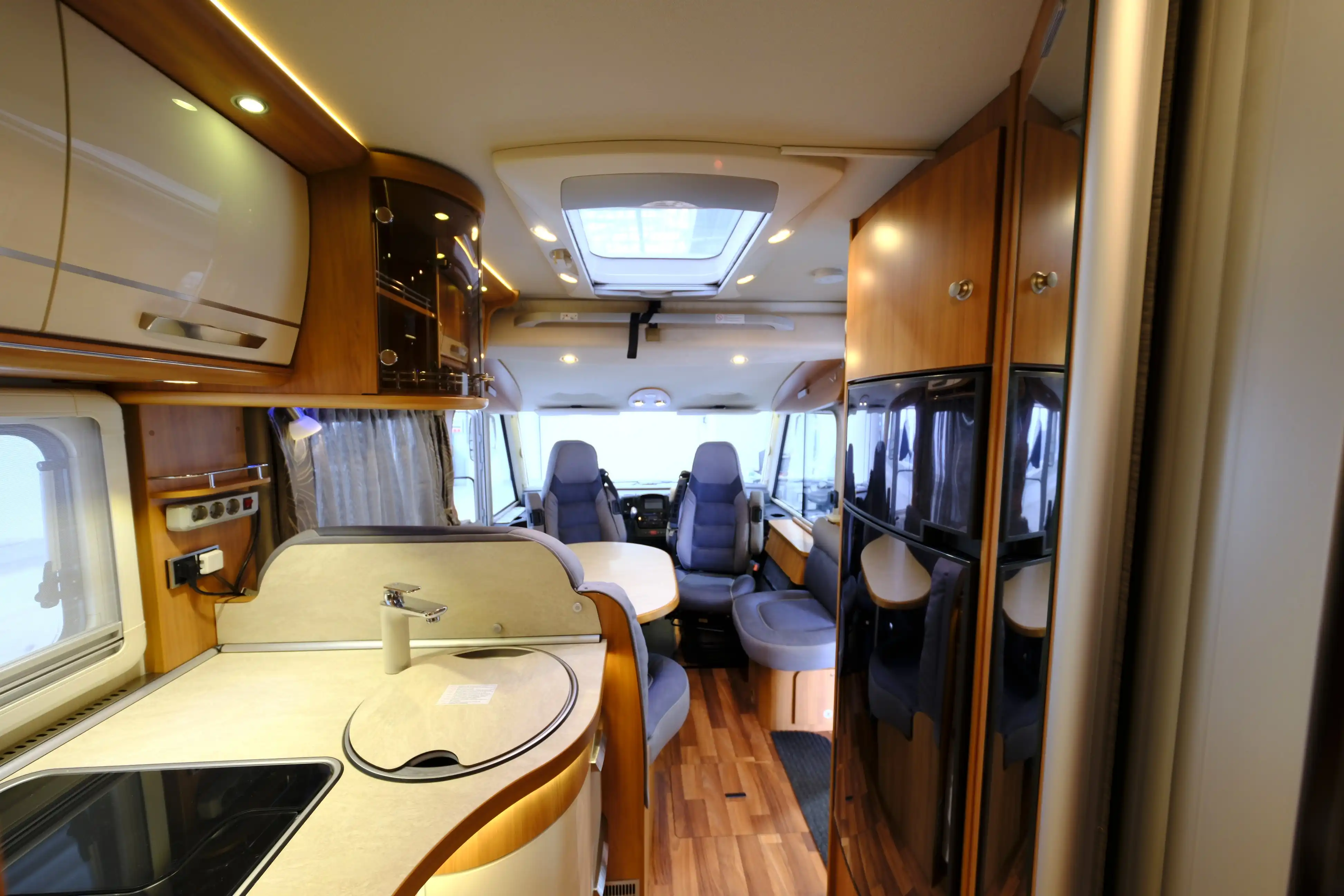 HYMER-ERIBA B 594 PL